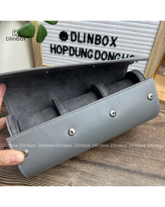 Hộp đồng hồ da PU trơn ba ngăn màu xám viền nổi 